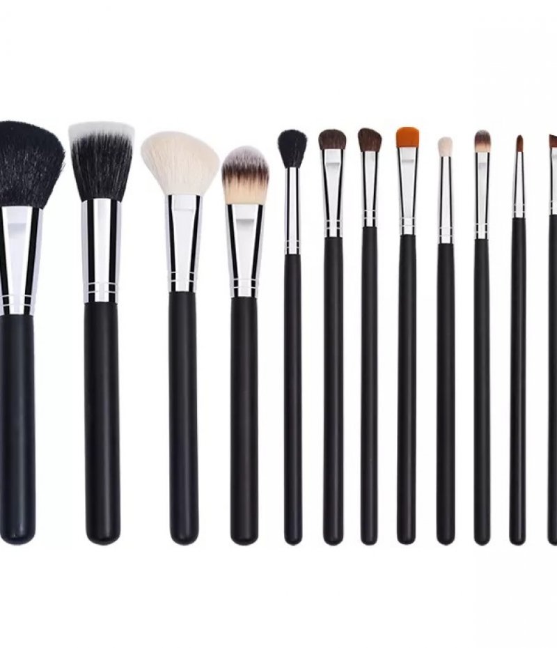 Makeup brush set